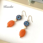 ブルーフラワー＆オレンジ日　大ぶり　ピアス／イヤリング　