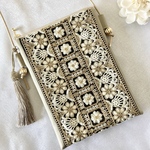 《new》🥀インド刺繍スマホポーチ　インド刺繍スマホポシェット　スマホポシェット　ポシェット　スマホポーチ　インド刺繍スマホショルダーバッグ　スマホショルダーバッグ　フェイクレザー　