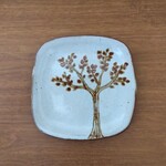 ツリ―の角皿・S（伊藤瞳・ヒトノワ）
