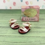 ねんどろいどどーるラインストーンサンダル（アイボリー+レッド・金具金）