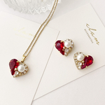 【セット商品】レッドハートのピアス／イヤリング＆ネックレス　バレンタイン