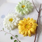 ＊ふんわり可愛いガーベラの髪飾り＊ヘアクリップ＊3種類から選べる＊1個＊ブローチ兼用＊浴衣＊和装＊夏祭り＊ショートヘアにも
