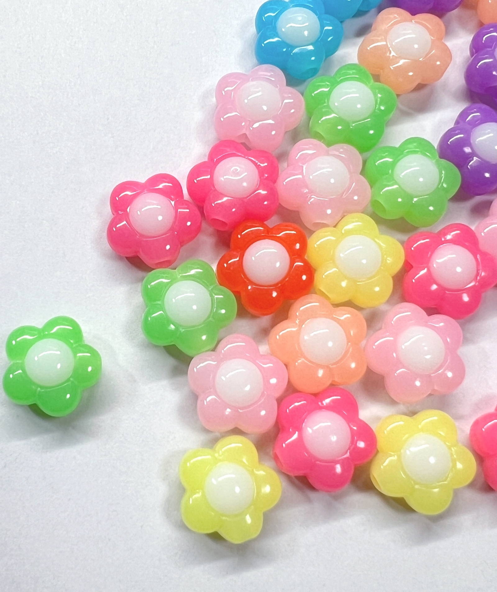 大16mm ランダム20個】カラフルフラワーアクリルビーズ 花 Flower 