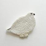 冬毛の雷鳥（メス）刺繍ブローチ