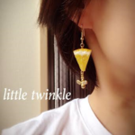 ☆SALE☆ハチが飛ぶレモンピアス・A