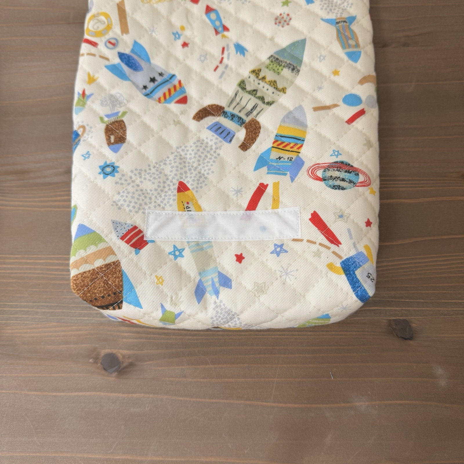 上靴入れ☆26×23マチ6cm ☆オフホワイト【ロケット柄】 ☆US. 上履き袋