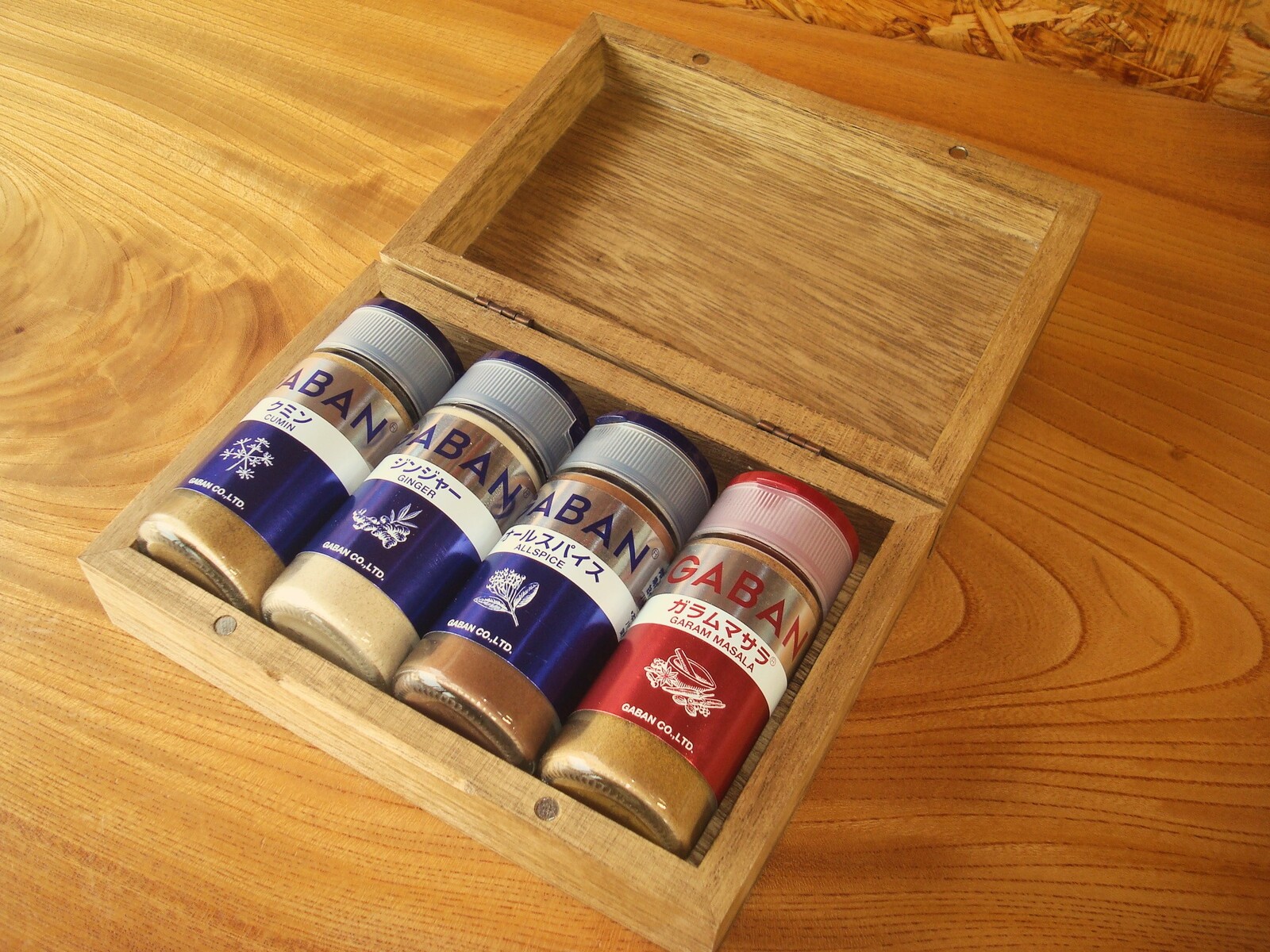 エサ箱 ワカサギ ハンドメイド 自作 桐キリ 2段式わかさぎ
