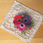 marko2525様用 《手編み》花ブローチ「夢見るアネモネ」