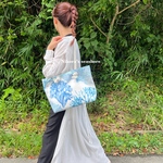 [New!] トートバッグ　42×27×13cm　ロープバッグ　ブルーコーラルプリント／生成り No.1