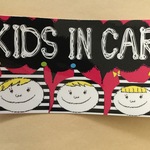 Kids in car ステッカー 仲良し 3姉妹