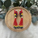 《animaux・ビーズ刺繍》アカコンゴウインコピアス/イヤリング《受注生産》