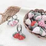 いちごのヘアゴム🍓ツインセット