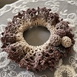 木の実のシュシュ ブラウングラデーション　ゴム入れ替え可