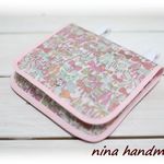 LIBERTYラミネート素材のマチ付移動ポケット　Jenny'sRibbonsベビーピンク