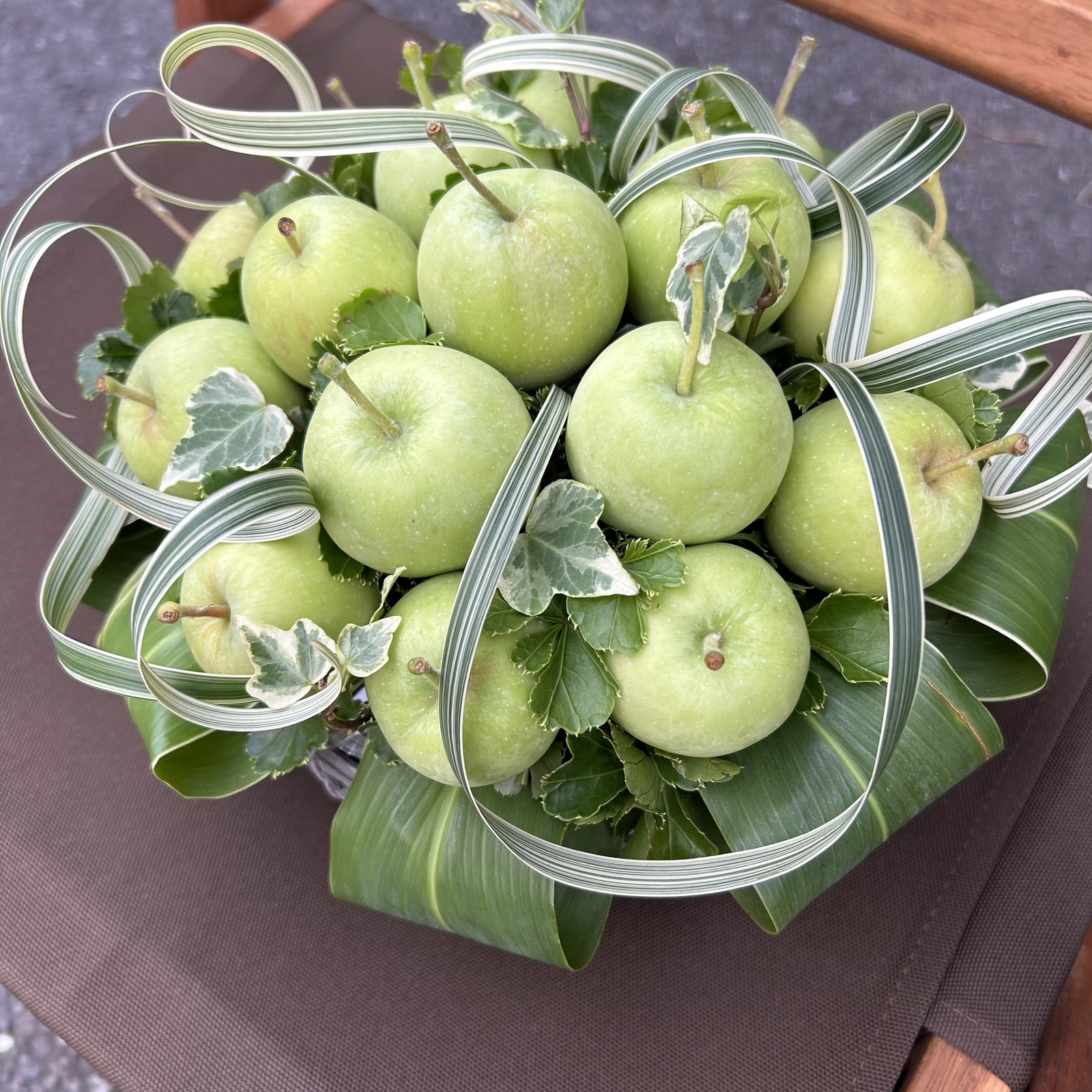 スイーツ風アレンジ（青りんご）▫️フラワーアレンジ フラワーアレンジメント スイーツ風アレンジ（青りんご）▫️フラワーアレンジ フラワー