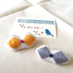 プチリボンの刺繍ブローチ＊2個セット