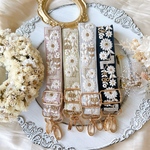 インド刺繍リボン　ショルダーベルト　スマホショルダー　スマホストラップ