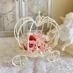 メルヘンチックな馬車♡ プリザーブドフラワー♪お誕生日プレゼント　結婚祝い　新築祝いの贈り物に♪