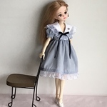 リカちゃん服(白い衿のワンピース)