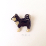 七宝焼き ブローチ 柴犬  黒柴  薄黄色