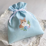 ＊手刺繍 猫さんの巾着ポーチ＊