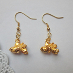 金魚のピアス