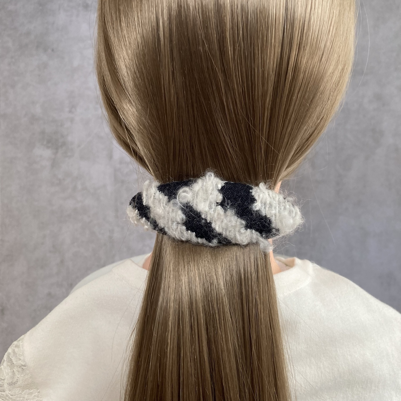 見本 ミナペルホネン ❤︎バレッタ ヘアゴム ヘアピン ピアス ヘアバトン ミナペルホネン - バレッタ・ヘアクリップの人気通販 | minne