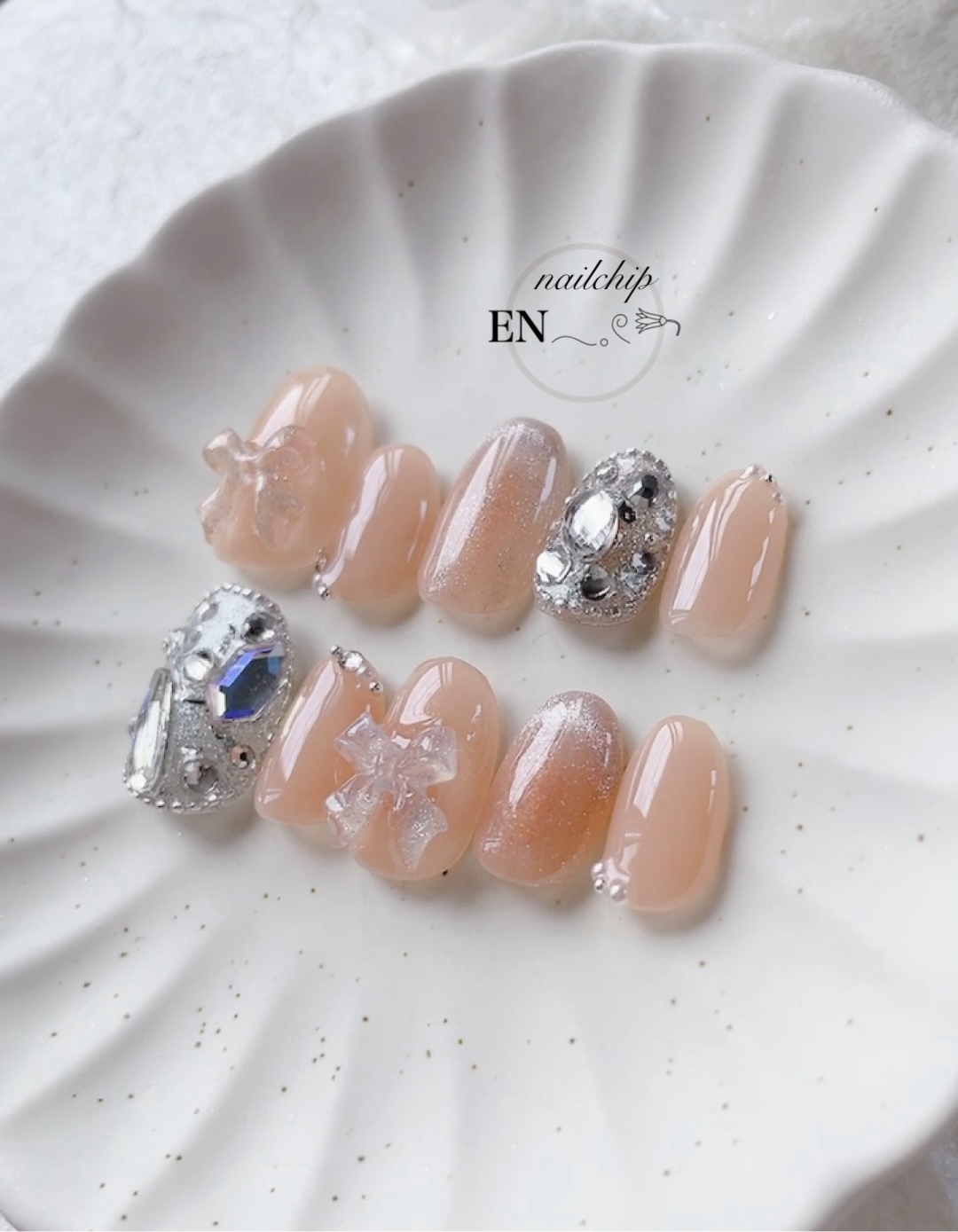 お急ぎ便A♥ ネイルチップ 量産型 韓国 フレンチネイル マグネット ちゅるん No.44】キラキラちゅるん💞マグネットフレンチ ぷっくりハート