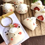KUMA苺のクリーム大福キーリング🍓
