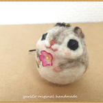 【オーダー品】全てが○になるお守り　癒しの妖精✿momoちゃん つぶらな瞳　momo玉 お花miniストラップバージョン