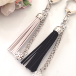 【再販⑤大人気商品❤︎】クリスタルボール タッセル キーホルダー