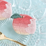 【8/3(土)21時販売】桃色に染まるくまのブローチ