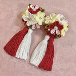 再販♪【受注生産品】七五三に♪紅白カラーのつまみ細工　被布飾り