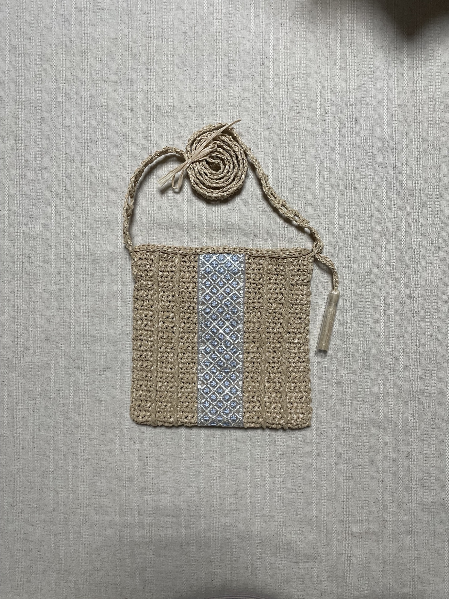 インド刺繍リボンをあしらったショルダーバッグ 5,772円