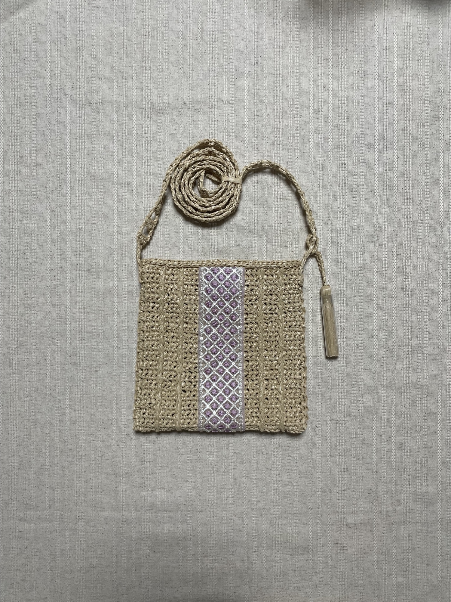 インド刺繍リボンをあしらったショルダーバッグ