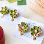 秋の着物コーデに！お抹茶ピアス/イヤリング　つまみ細工　着物　和装　緑　グリーン　茶道　揺れない