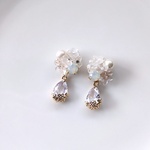 かすみ草の雫クリスタルイヤリング　ピアス　ブライダルアクセサリー　ウェディング　お呼ばれ　ビジュー　かすみ草