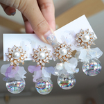 すりガラス花びら２カラーの大人かわいいガラスドームのアクセサリー✨