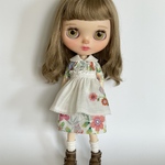 blythe outfit エプロン付きリバティワンピース