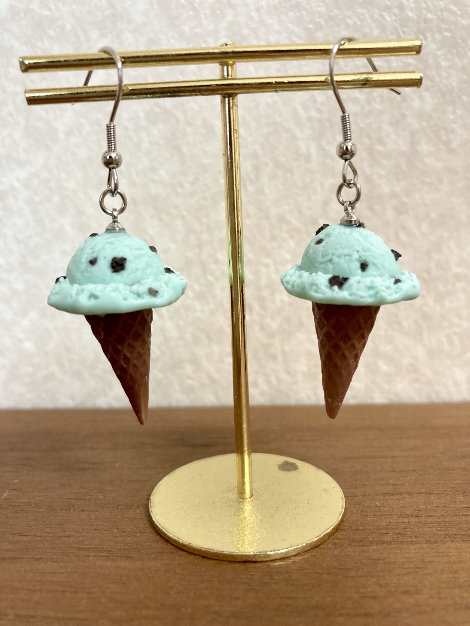 大人のチョコミントアイスクリームのピアス/イヤリング - *Triple