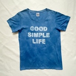 送料無料 "良い人生でシンプルな人生を" GOOD SIMPLE LIFE 藍染Tシャツ 鯨 クジラ　ムラ染め