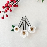 つまみ細工　椿のUピン3本セット　白　成人式　卒業式