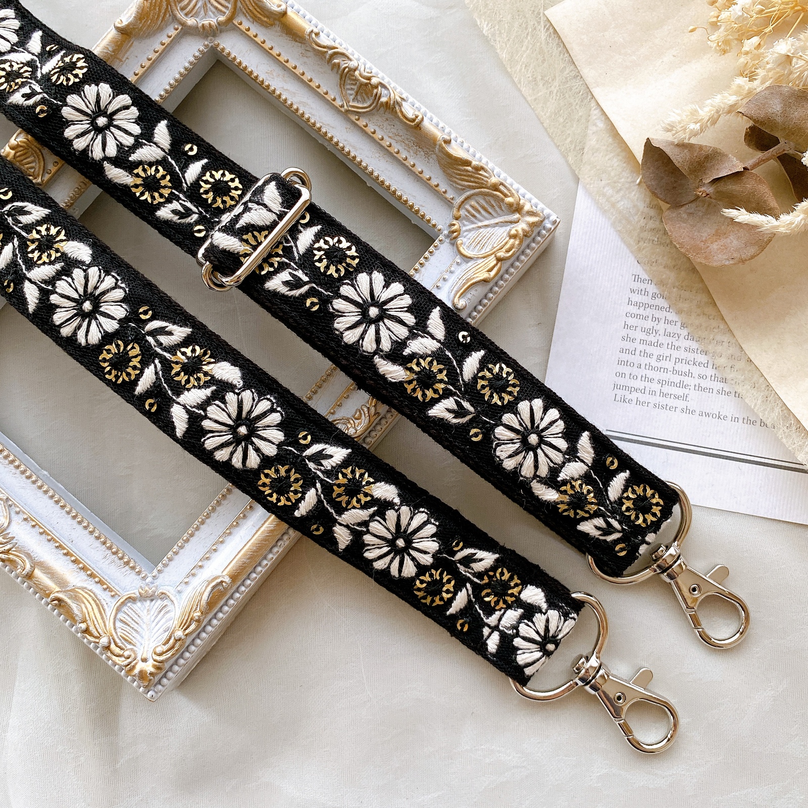 インド刺繍リボン　ショルダーベルト スマホショルダーの作り方インド刺繍リボンHow To Make Sholder Strap スマホショルダー 調整可能