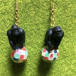 [再販] ゴリラのモザイクボールピアス