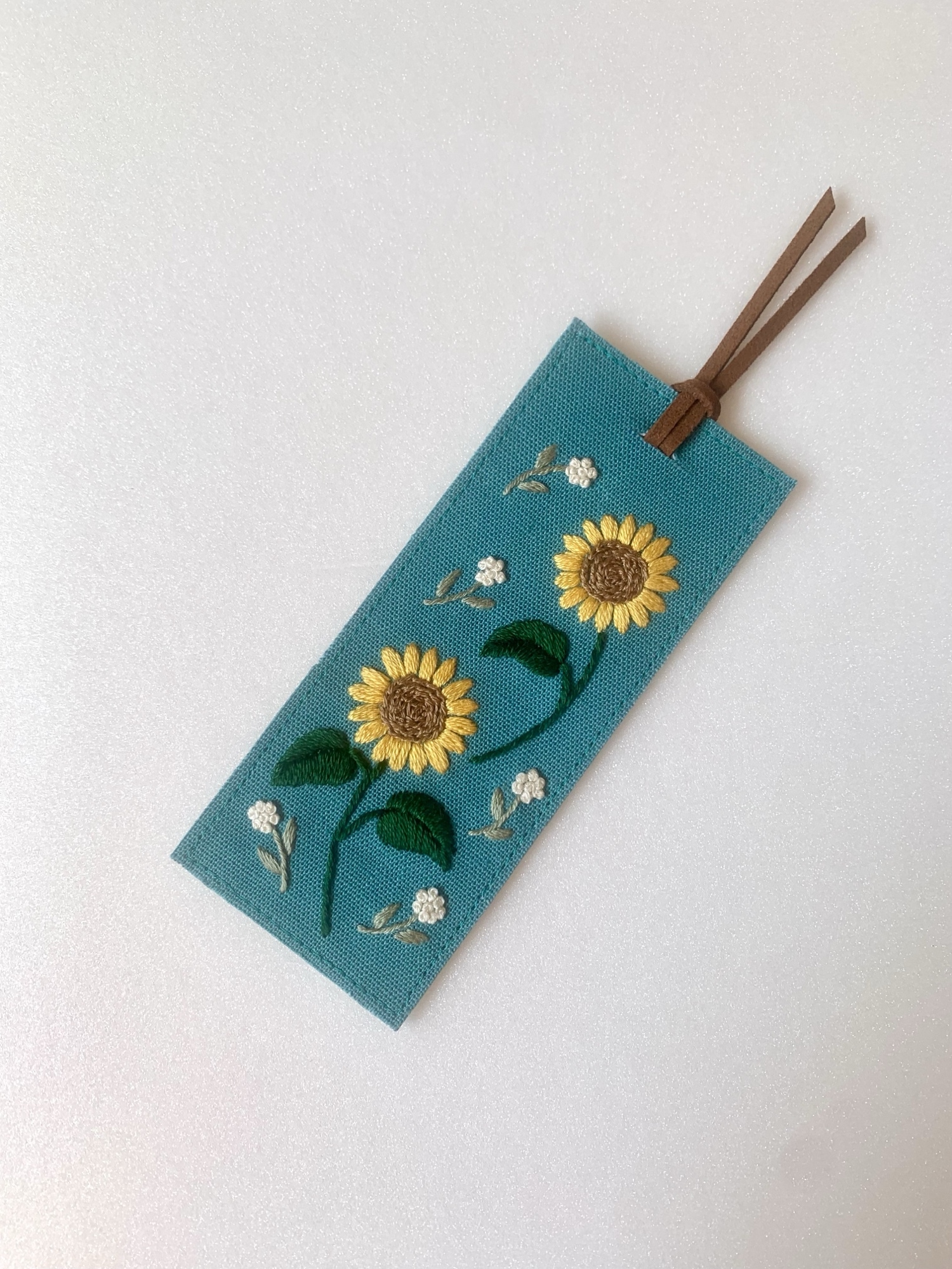いちごの刺繍ポーチ - MS39402525'S GALLERY | minne 国内最大級