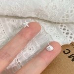 SV925  小さめ　小ぶり　左右非対称　貝　ヒトデ　　ピアス　シルバー925 ピアス 金属アレルギー対応  セカンドピアス