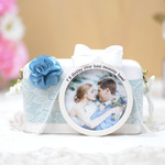 個性的な結婚祝いに！ロマンティックな装飾のカメラ型フォトフレーム