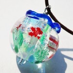 《金魚鉢》　ガラス　とんぼ玉　ペンダント　金魚