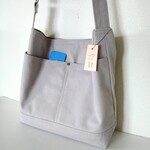 ななめ掛けできるショルダーバッグ（11号帆布、ライトグレー)