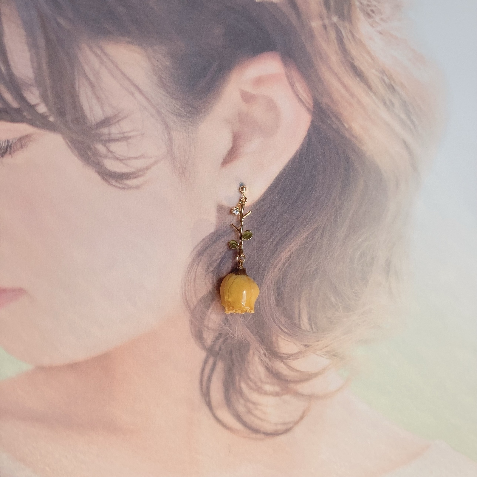 黄色のドライフラワー薔薇バラのロングピアス・イヤリング～花 本物の